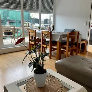 dachgeschosswohnung-mit-kostenlosem-parkplatz.vienna-besthotels.com/